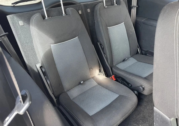 Ford S-Max cena 30900 przebieg: 178940, rok produkcji 2010 z Kielce małe 379